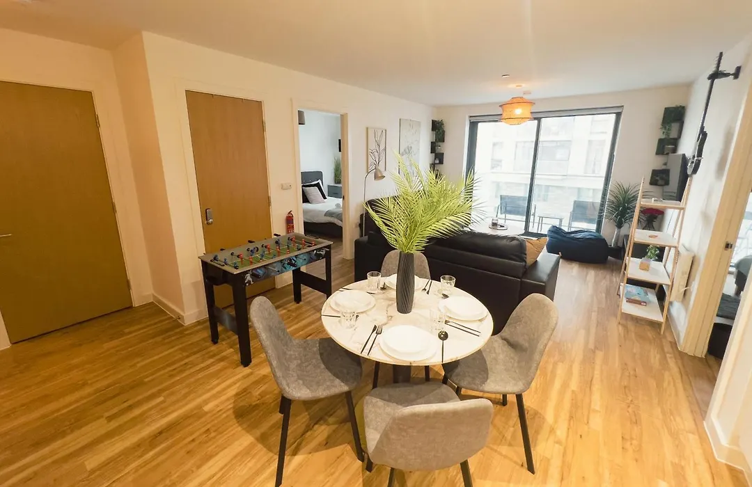 Manchester Waterside Retreat-1